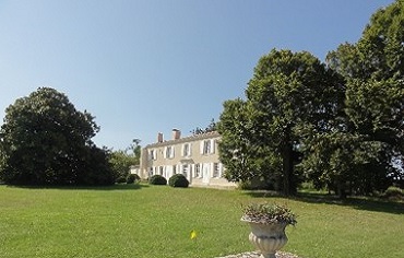 Cession du Château Mirebeau - AOC Pessac-Léognan - 2022
